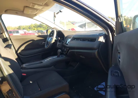 2018 Honda Hr-V Lx z USA, uszkodzony, nr VIN 3CZRU5H35JM721141